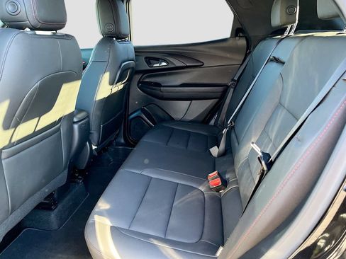 Used 2025 Chevrolet TrailBlazer RS w/ Driver Confidence Package FWD image 23