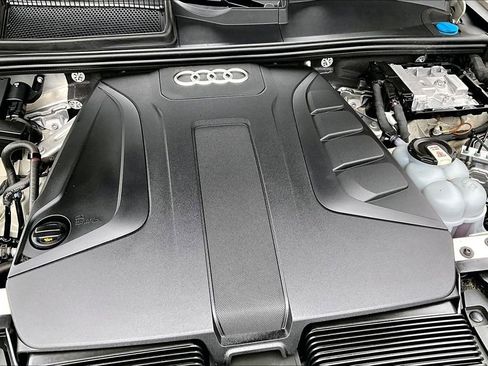 Used 2023 Audi Q7 2.0T Premium w/ Convenience Package image 31