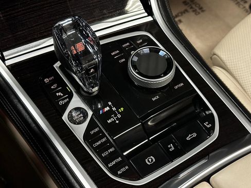 Used 2022 BMW M850i xDrive Convertible image 37