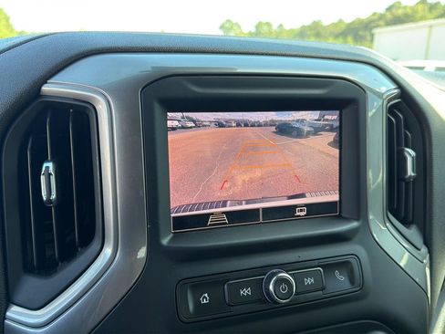 Used 2024 Chevrolet Silverado 2500 Custom w/ Custom Convenience Package AWD/4WD image 19