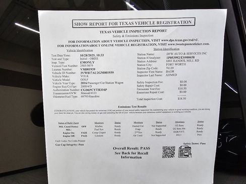 Used 2016 Volkswagen Golf S image 36