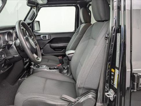 Used 2023 Jeep Wrangler Unlimited Sport image 15