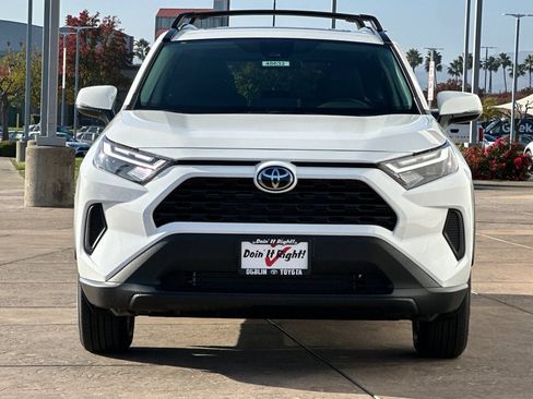New 2025 Toyota RAV4 XLE image 10