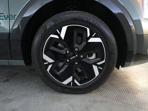 Used 2023 Kia Niro Wind FWD image 20
