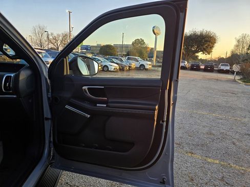 New 2026 Ford Expedition Platinum w/ Stealth Appearance Package image 17