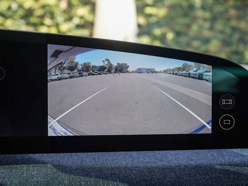 Used 2024 Lucid Air Touring AWD/4WD image 23