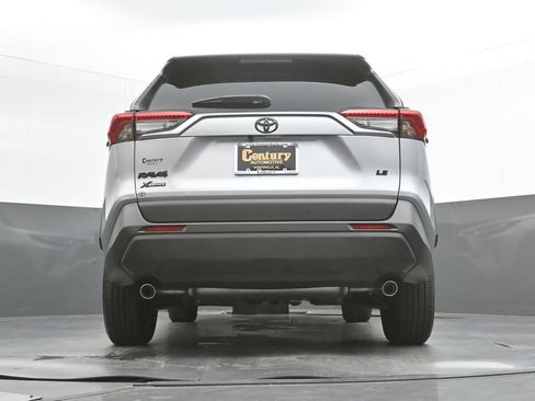 Used 2025 Toyota RAV4 LE FWD image 30