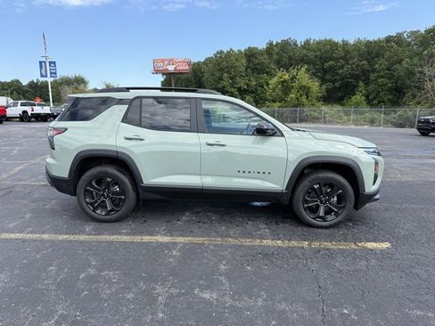 New 2026 Chevrolet Equinox LT w/ Midnight Edition image 3