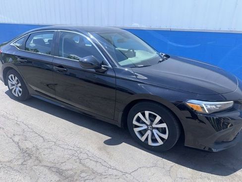Used 2023 Honda Civic LX image 2