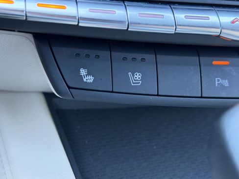 Certified 2021 Cadillac CT4 Premium Luxury w/ Climate Package image 20