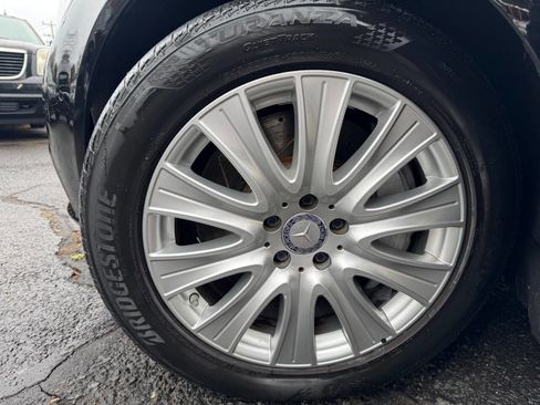 Used 2015 Mercedes-Benz S 550 4MATIC Sedan image 25