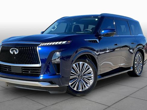 Used 2025 INFINITI QX80 Luxe RWD image 2