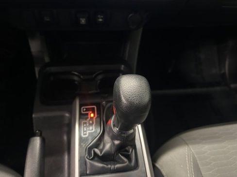 Used 2019 Toyota Tacoma SR5 image 25