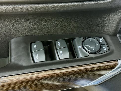 Used 2021 Chevrolet Silverado 1500 RST image 20