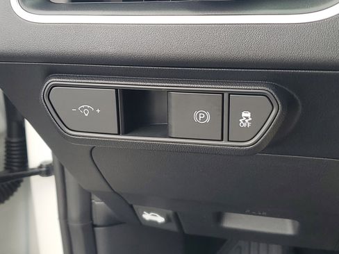 Used 2025 Kia K4 LXS image 13