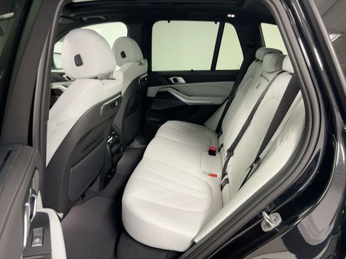 New 2026 BMW X5 sDrive40i image 15