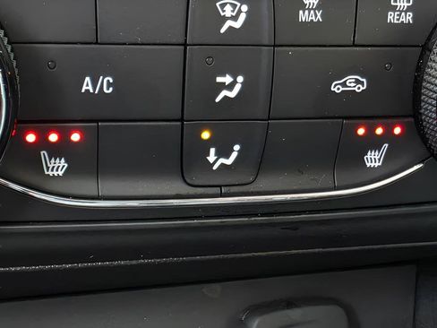 Used 2025 Buick Encore GX Preferred w/ Advanced Technology Package image 33