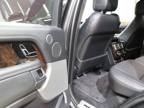 Used 2018 Land Rover Range Rover Supercharged image 26