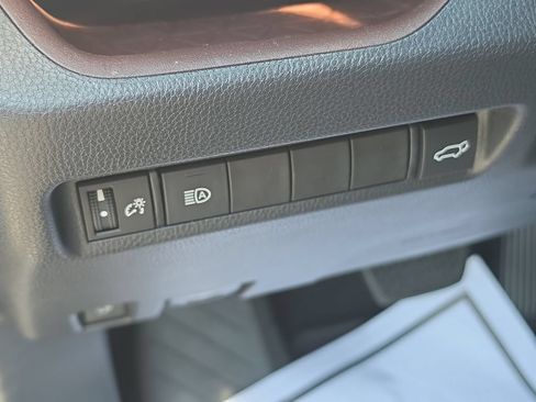 Used 2019 Toyota RAV4 Limited w/ Carpet Mat Package AWD/4WD image 22