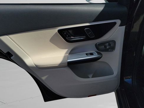 Certified 2026 Mercedes-Benz GLC 300 image 27