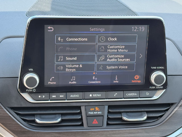 Used 2023 Nissan Altima 2.5 SV FWD image 17