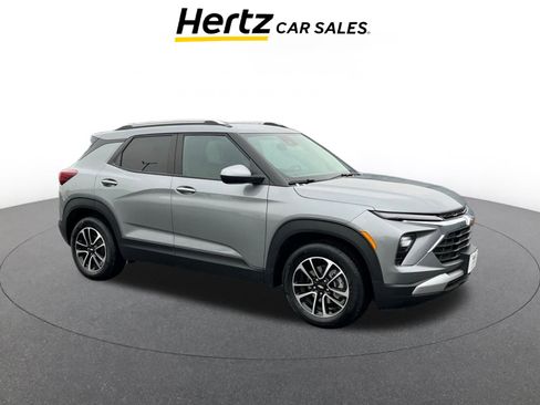 Used 2025 Chevrolet TrailBlazer LT image 1