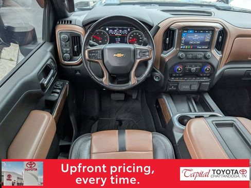 Used 2020 Chevrolet Silverado 3500 High Country image 11