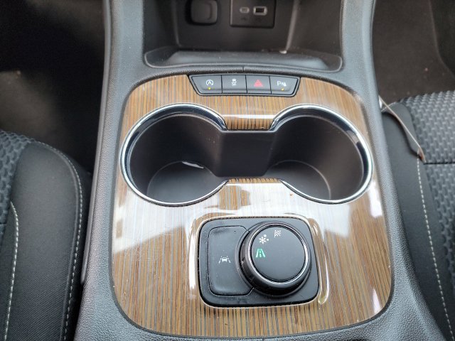 Used 2022 GMC Acadia SLE FWD image 13