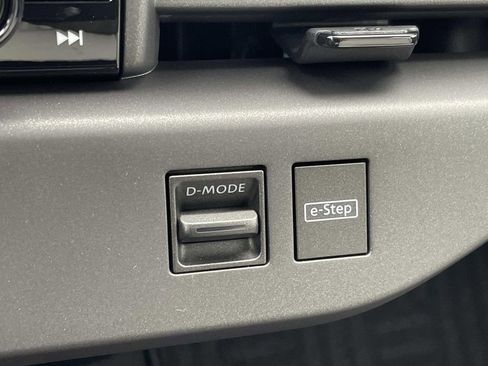 New 2026 Nissan Leaf SV+ image 17