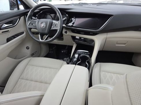Used 2023 Buick Envision Avenir image 32