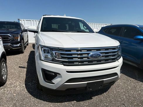 Used 2020 Ford Expedition XLT AWD/4WD image 24