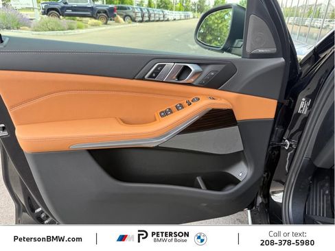 New 2026 BMW X5 xDrive50e w/ Premium Package AWD/4WD image 17