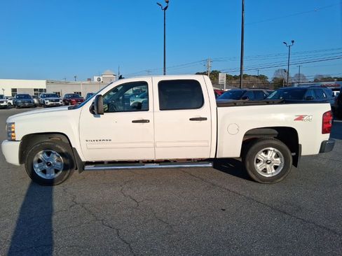 Used 2011 Chevrolet Silverado 1500 LT w/ All-Star Edition image 8