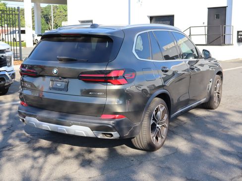 Used 2024 BMW X5 xDrive40i AWD/4WD image 10