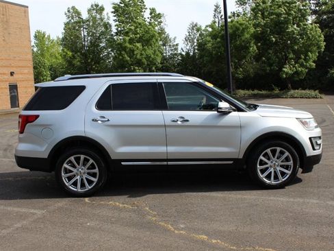 Used 2016 Ford Explorer Limited AWD/4WD image 5