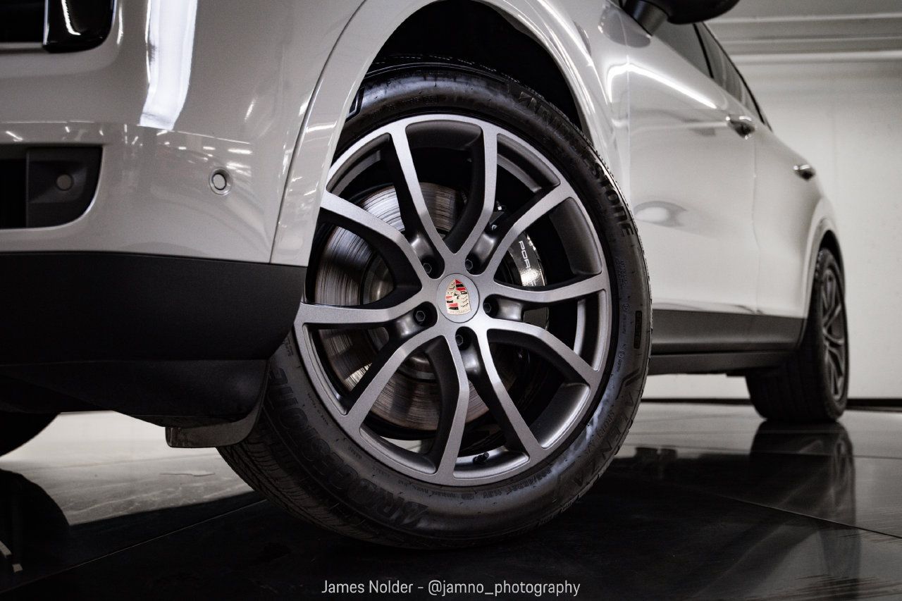 Certified 2024 Porsche Cayenne S AWD/4WD image 12