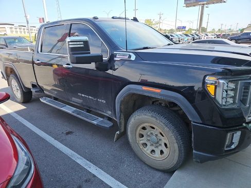 Used 2020 GMC Sierra 2500 Denali w/ Gooseneck/5TH Wheel Package AWD/4WD image 2