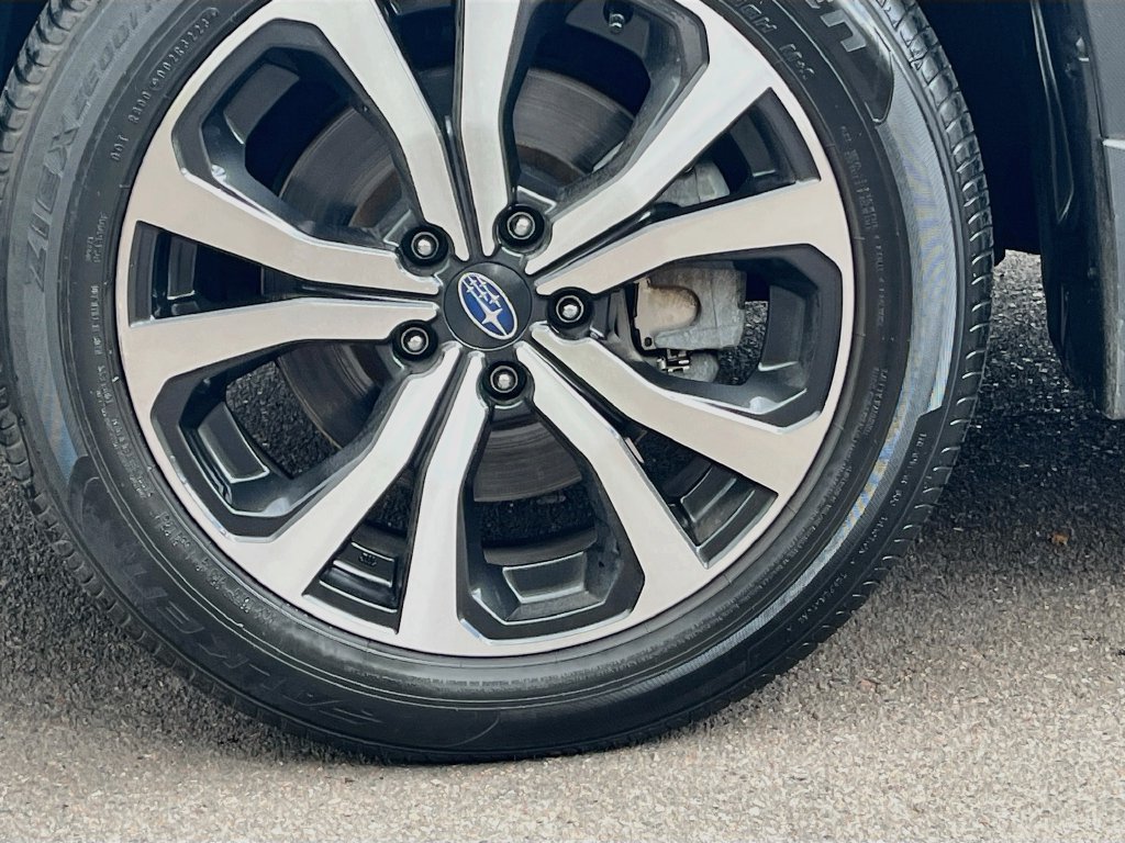 Used 2018 Toyota Prius C Two FWD image 32