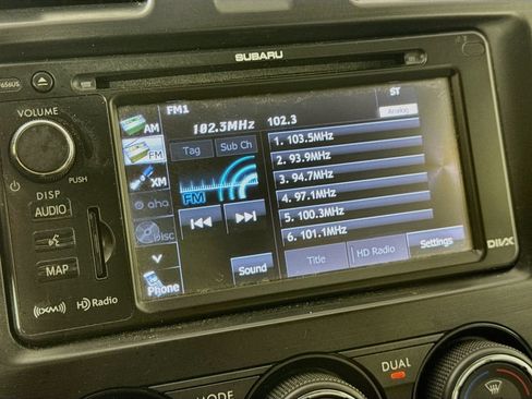 Used 2015 Subaru Forester 2.5i Touring w/ Eyesight & Navigation System AWD/4WD image 17