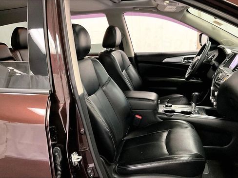 Used 2019 Nissan Pathfinder SL w/ SL Premium Package image 8