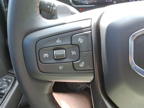 Certified 2025 GMC Sierra 1500 AT4 w/ AT4 Premium Package AWD/4WD image 30