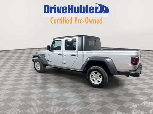 Used 2023 Jeep Gladiator Sport image 4