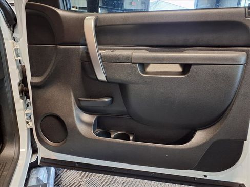 Used 2012 GMC Sierra 2500 SLE w/ SLE Preferred Package image 12