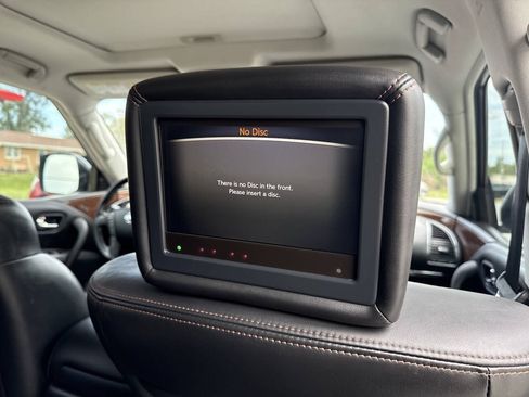Used 2019 Nissan Armada Platinum w/ Captain's Chairs Package AWD/4WD image 17