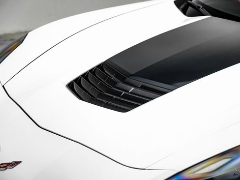 Used 2014 Chevrolet Corvette Z51 3LT Performance Exhaust GT w/ 3LT Preferred Equipment Group image 36