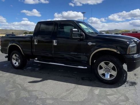Used 2006 Ford F350 XL AWD/4WD image 2