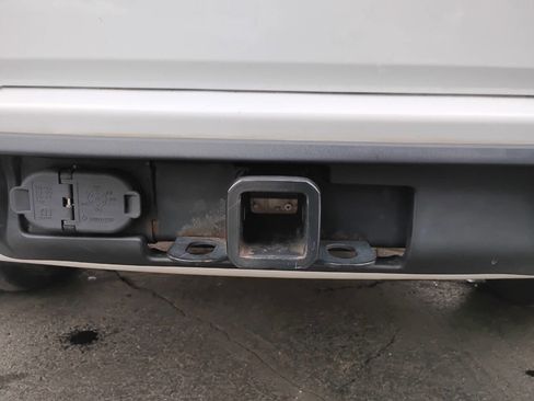 Used 2018 Jeep Grand Cherokee Overland image 29