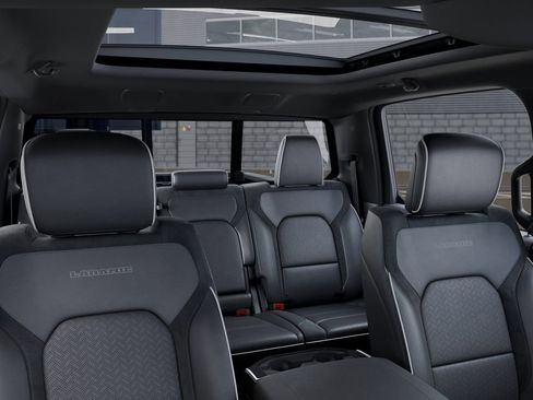 New 2026 RAM 1500 Laramie AWD/4WD image 26