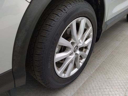 Used 2020 Nissan Rogue Sport S w/ Appearance Package FWD image 31