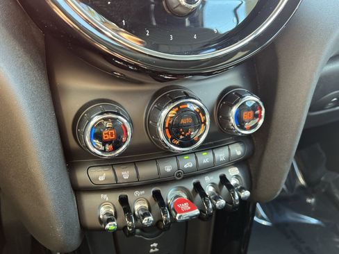 Used 2024 MINI Cooper S w/ Seaside Edition FWD image 18